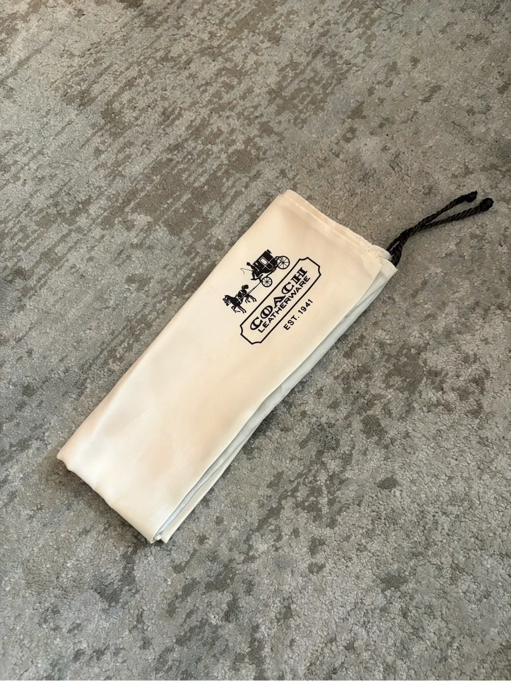 Coach Satin Dust Bag Off White Size C Medium Large Like New
